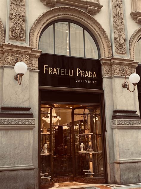 historia prada|history of prada store.